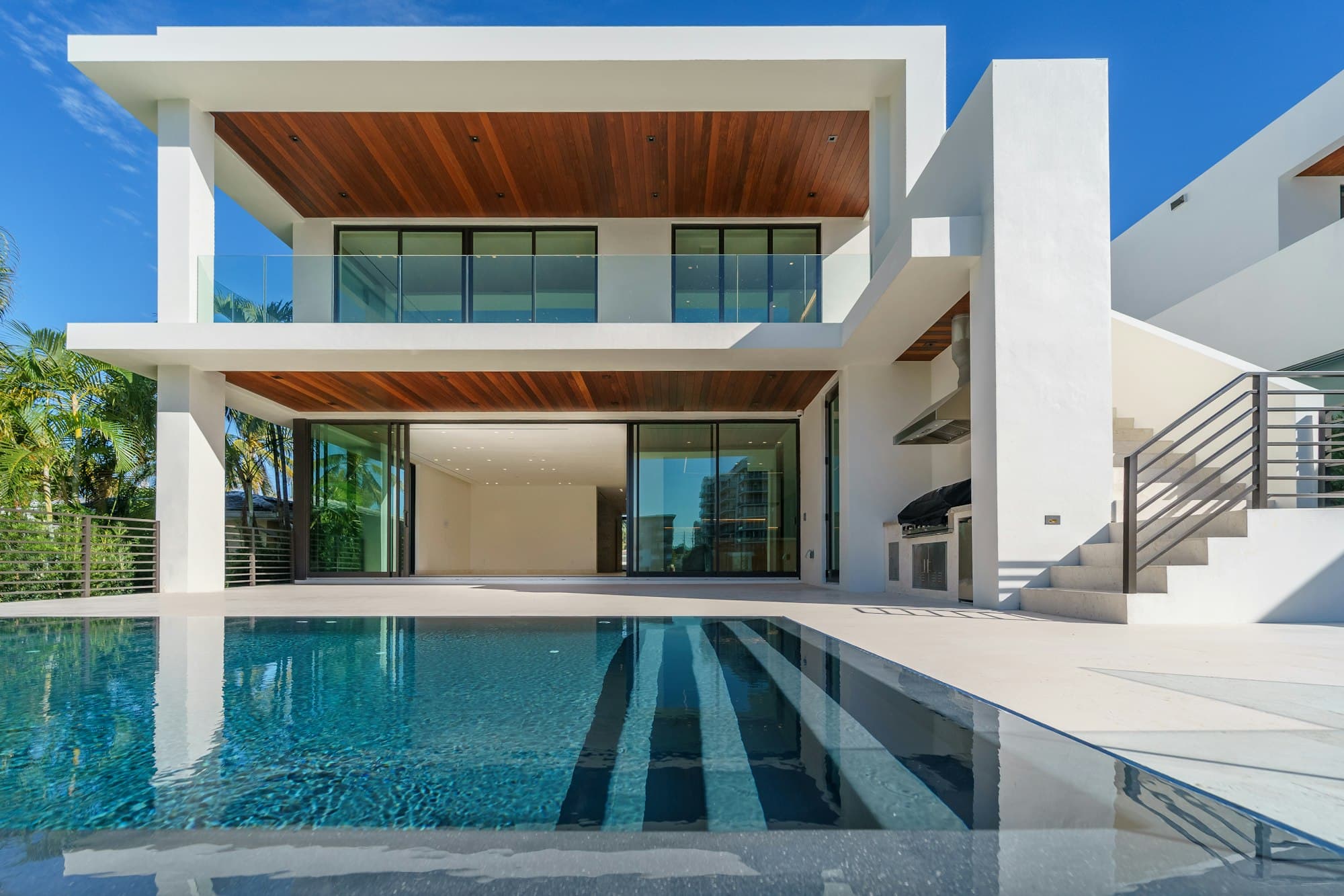 The Lagoon House — exterior
